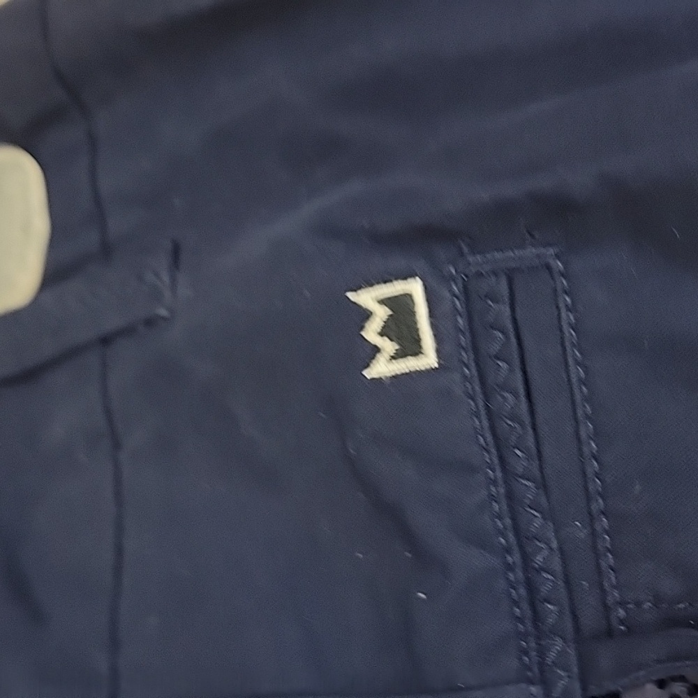 Crown & Ivy Navy Women's Shorts NWT - Picture 5 of 8
